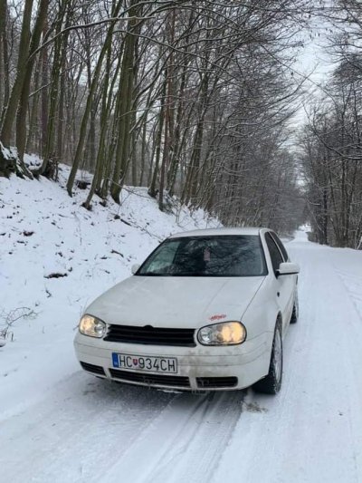 Krádež vozidla HC934CH