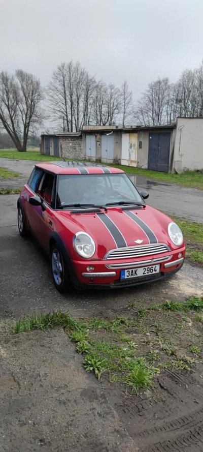 Kradez vozidla 3AK2964