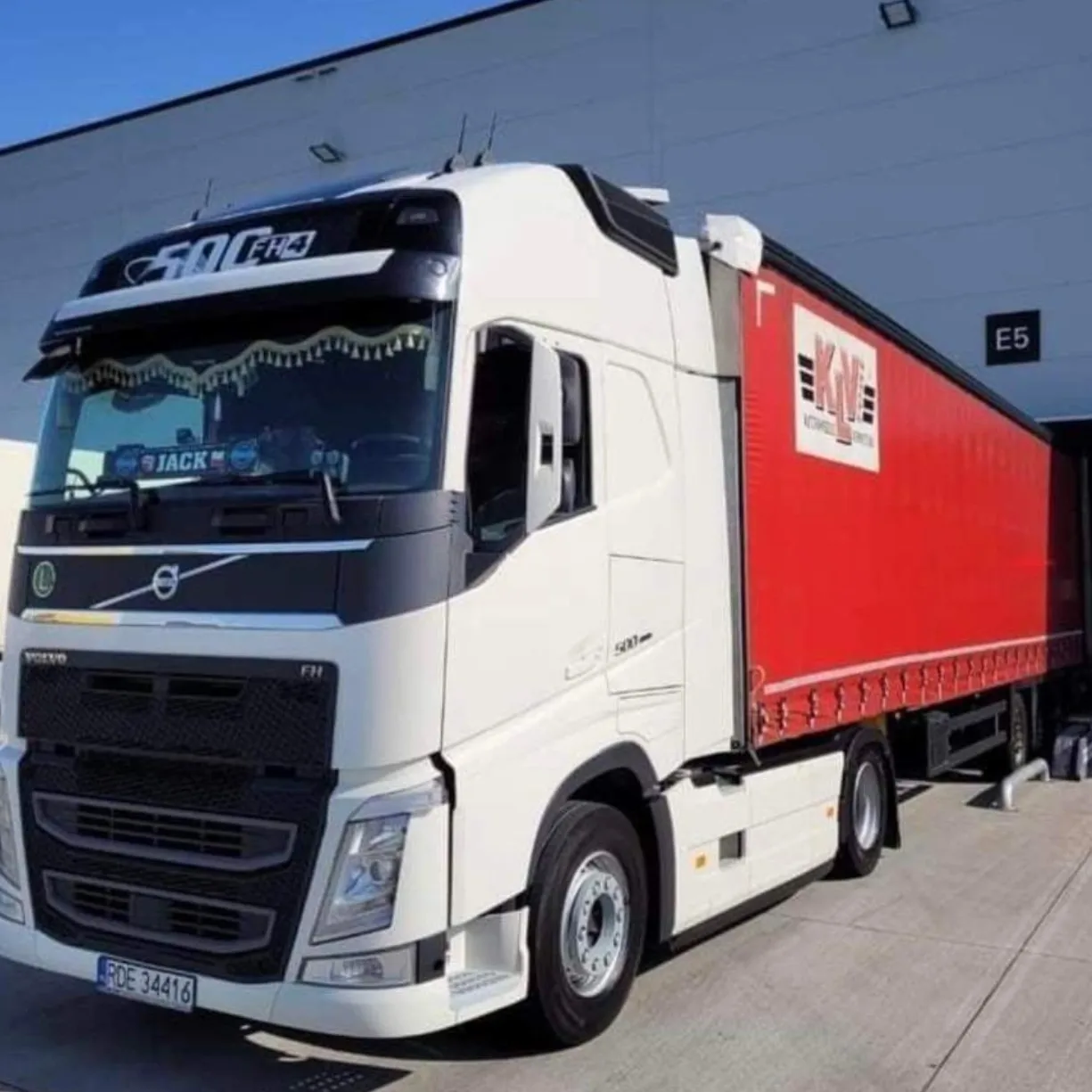 Krádež navesu WL417FA