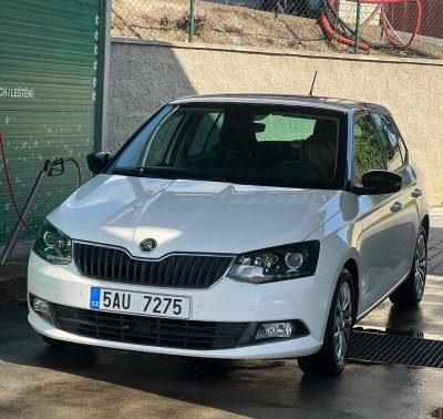 Krádež vozidla 5AU7275
