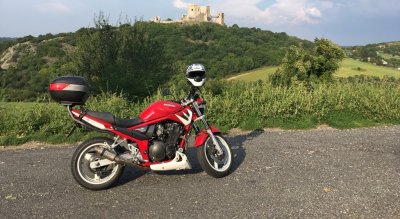 Krádež motorky 3SI705