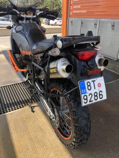 Krádež motorky 8T9286