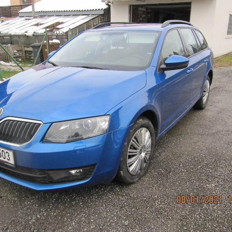 Krádež vozidla 5AR6503