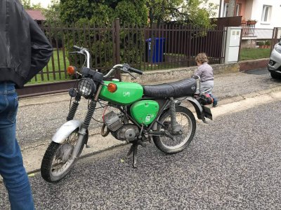 Krádež motorky BA580AB
