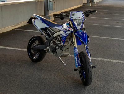 Krádež motorky 2AI764
