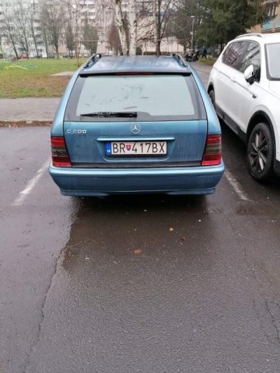 Neprepisane vozidlo BR417BX