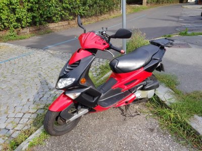 Krádež skutra 1T1609