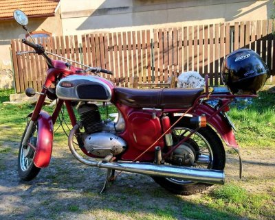 Krádež motorky BN7969