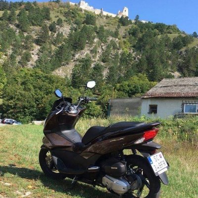 Krádež skútra SC349FR