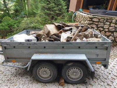 Krádež privesného vozíka