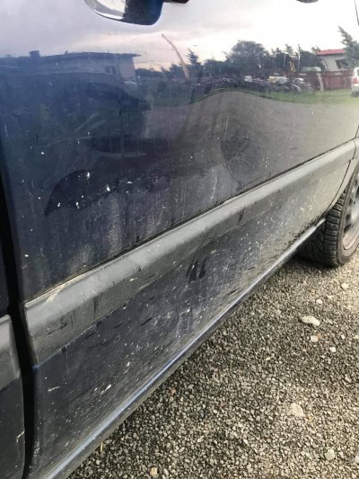 Poškodené VOZIDLO 