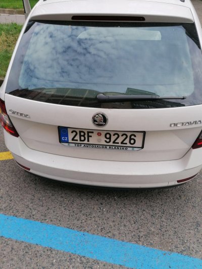 KRÁDEŽ VOZIDLA 2BF9226