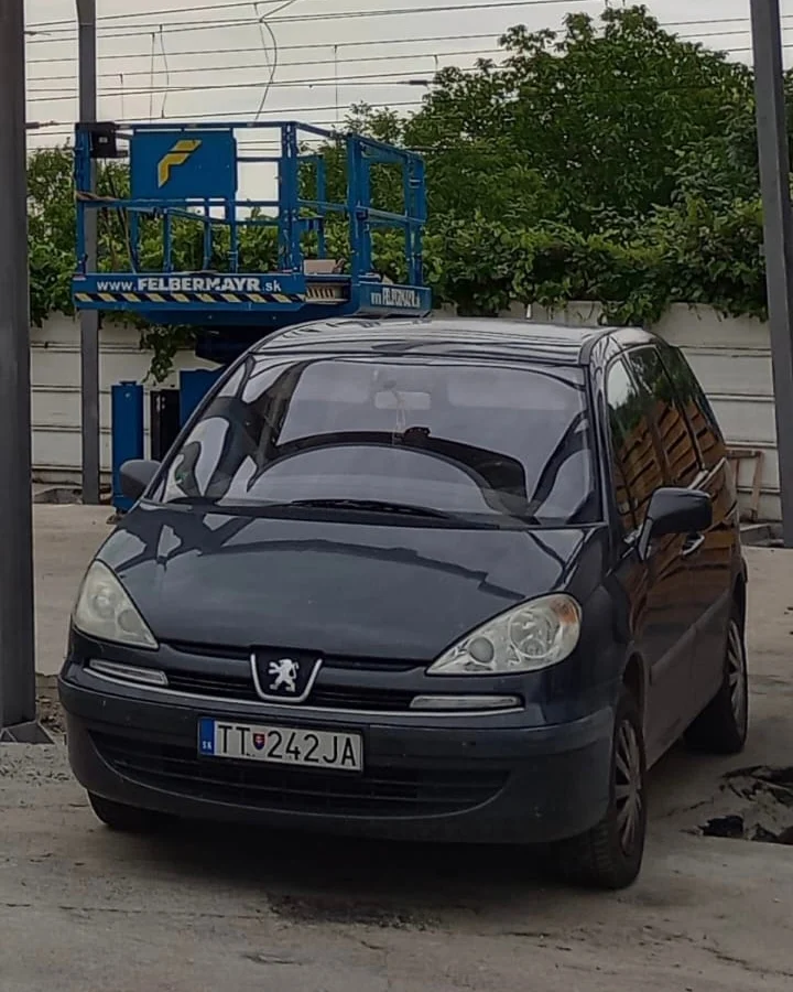 Krádež vozidla TT242JA
