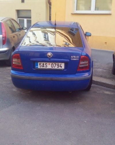 Krádež VOZIDLA 5AS0794