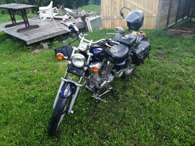 Krádež motorky 2L8653