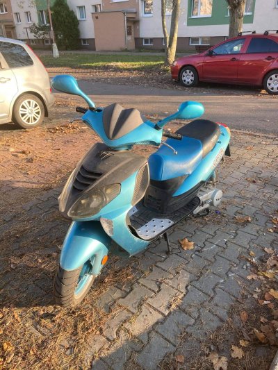 Krádež skútra PB475AF