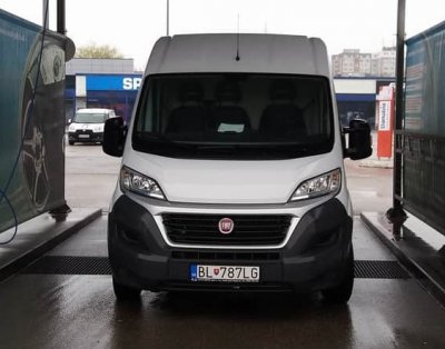 KRÁDEŽ vozidla BL787LG