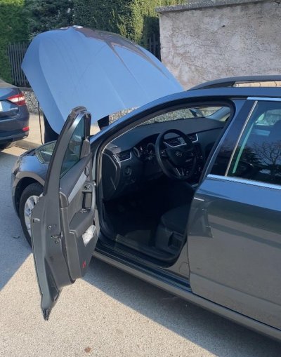 Krádež vozidla AA406EO