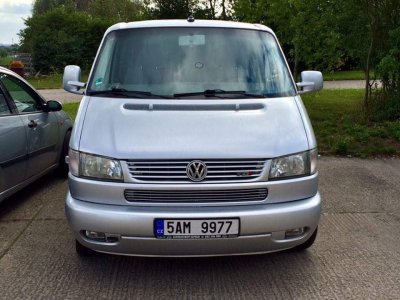 KRÁDEŽ VOZIDLA 5AM9977