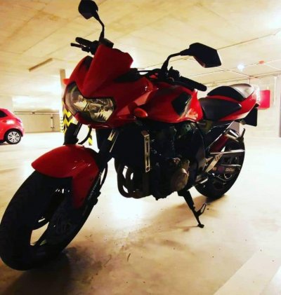 Krádež motorky BT949FP